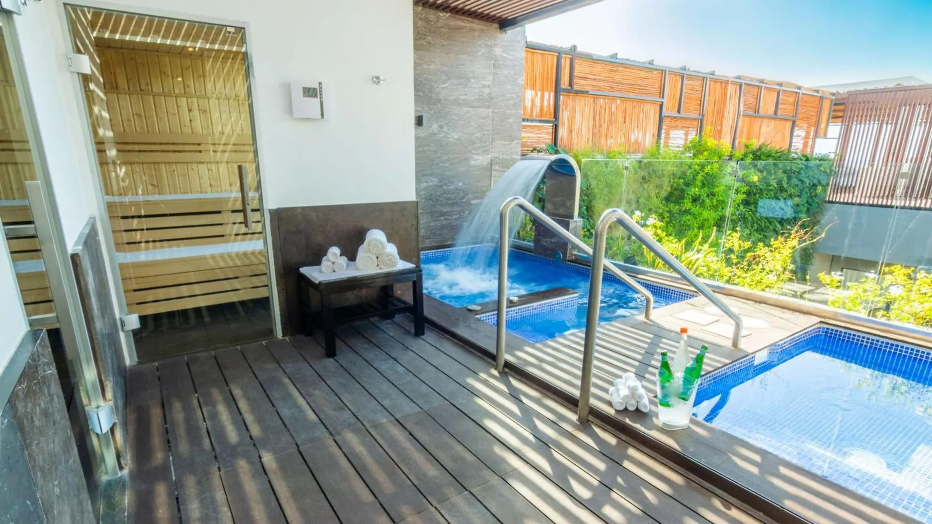 The Fives Downtown Hotel & Residences, Curio Collection By Hilton Playa del Carmen