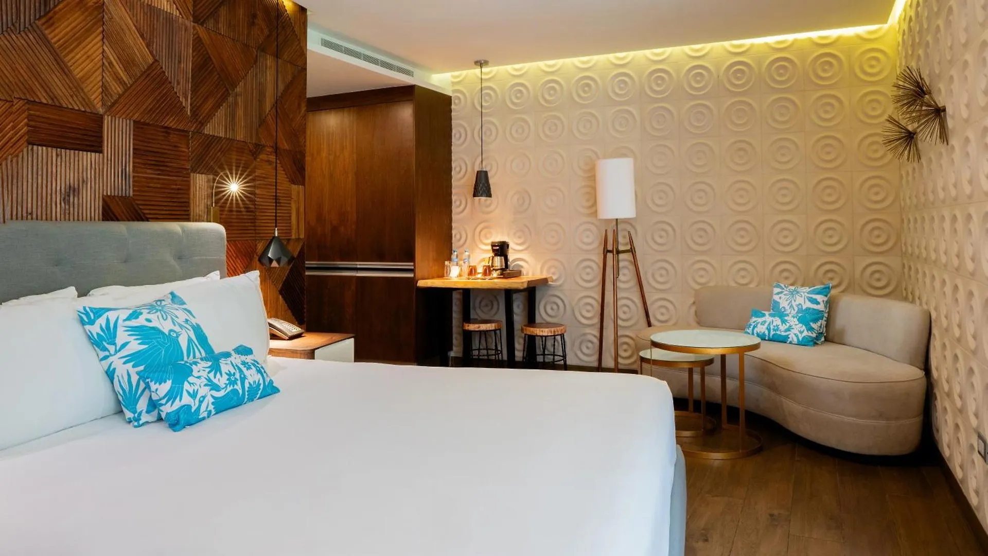 The Fives Downtown Hotel & Residences, Curio Collection By Hilton Playa del Carmen