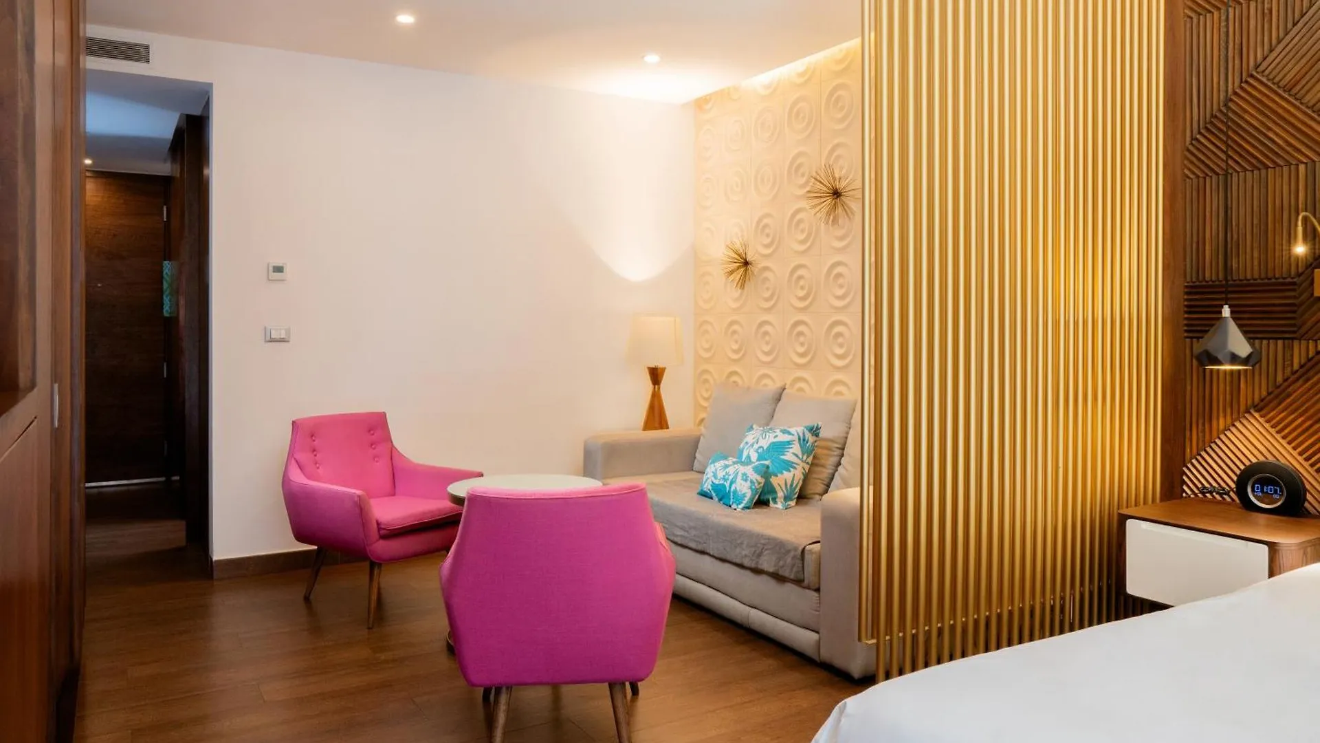 The Fives Downtown Hotel & Residences, Curio Collection By Hilton Playa del Carmen