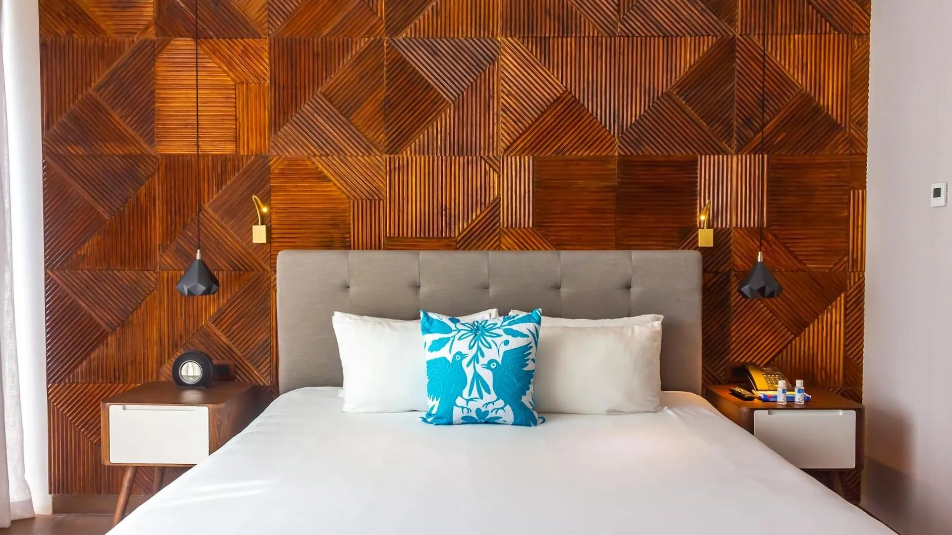 The Fives Downtown Hotel & Residences, Curio Collection By Hilton Playa del Carmen 4*,