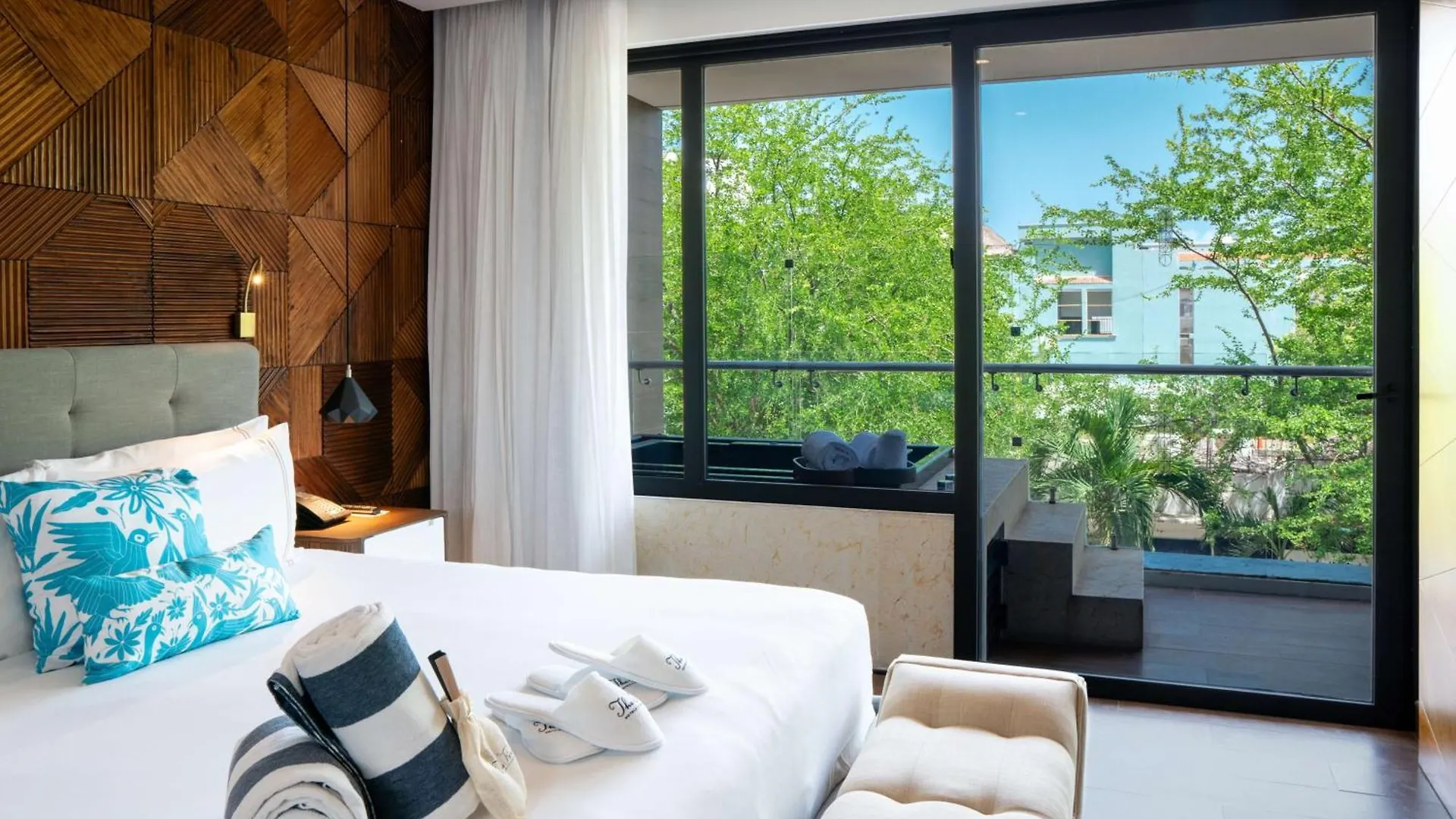 The Fives Downtown Hotel & Residences, Curio Collection By Hilton Playa del Carmen 4*,