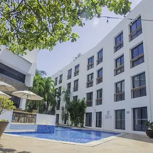 Continental Caribe Bay מלון