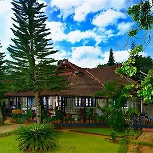 *** Hotel Ktdc Palace Thekkady India