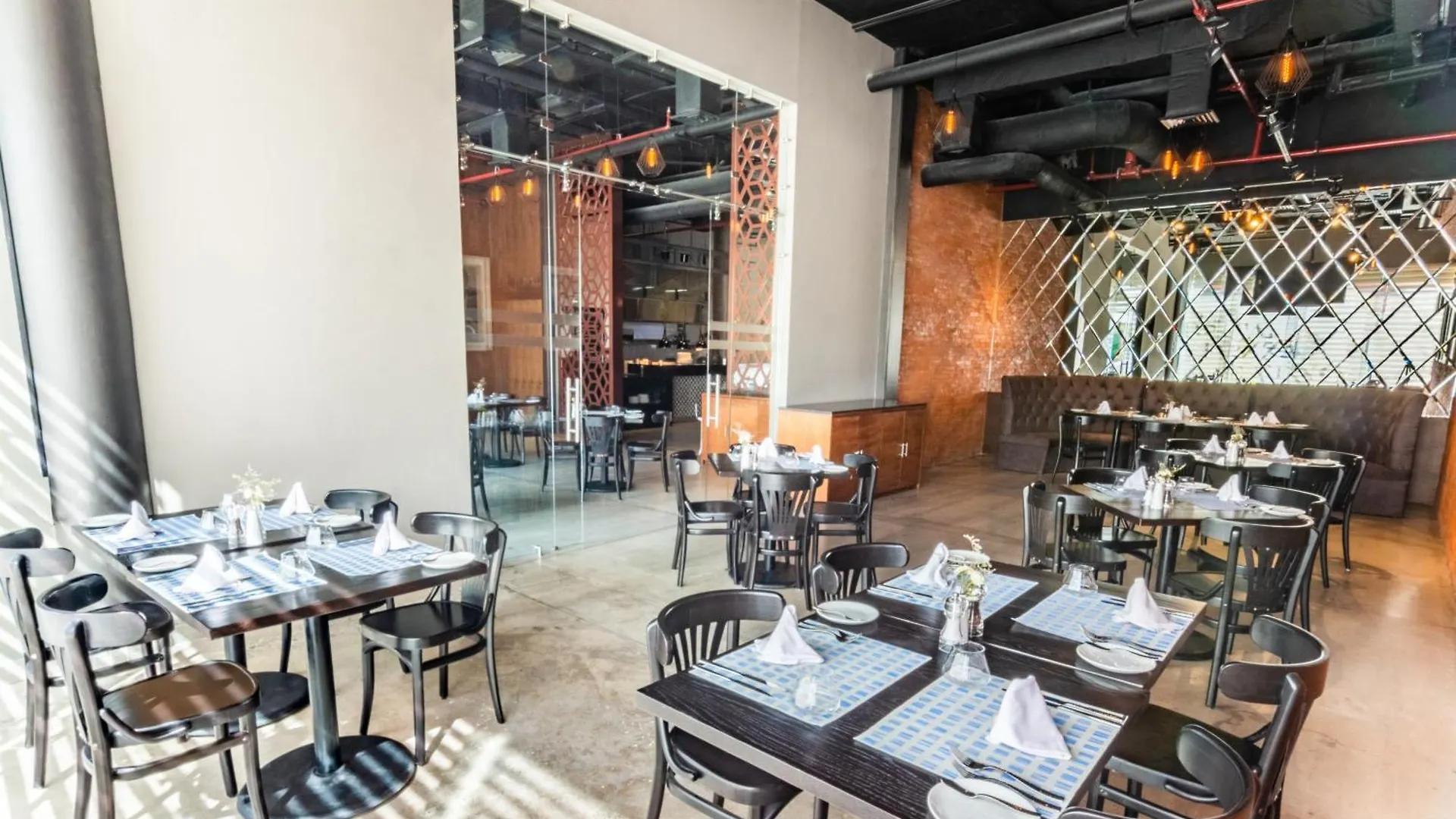 The Fives Downtown Hotel & Residences, Curio Collection By Hilton Playa del Carmen 4*,  Mexiko